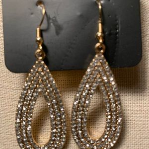 Teardrop shape  white rhinestone earrings golden back